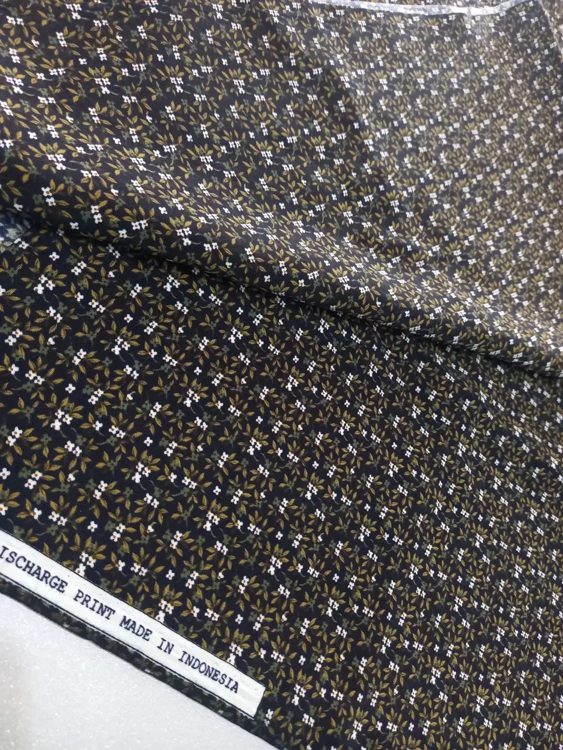 پارچه کدری خارجی|لباس|لنجان, |دیوار