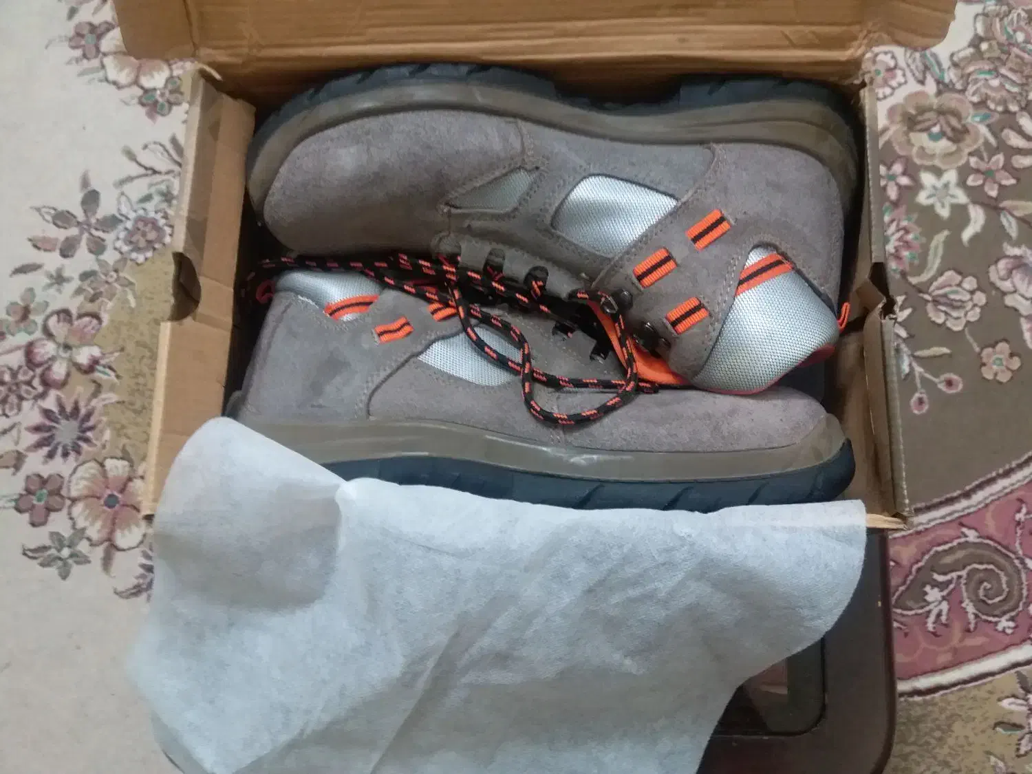 بوت / کفش ایمنی مدیریتی خارجی بسیار سبک وزن|کیف، کفش، کمربند|کازرون, |دیوار