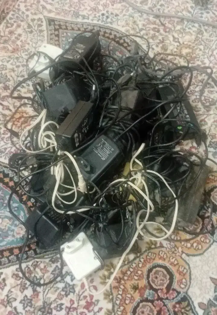 23 عدد آداپتور تو کارتنی دستگاه های مختلف|قطعات و لوازم جانبی رایانه|گنبد کاووس, |دیوار