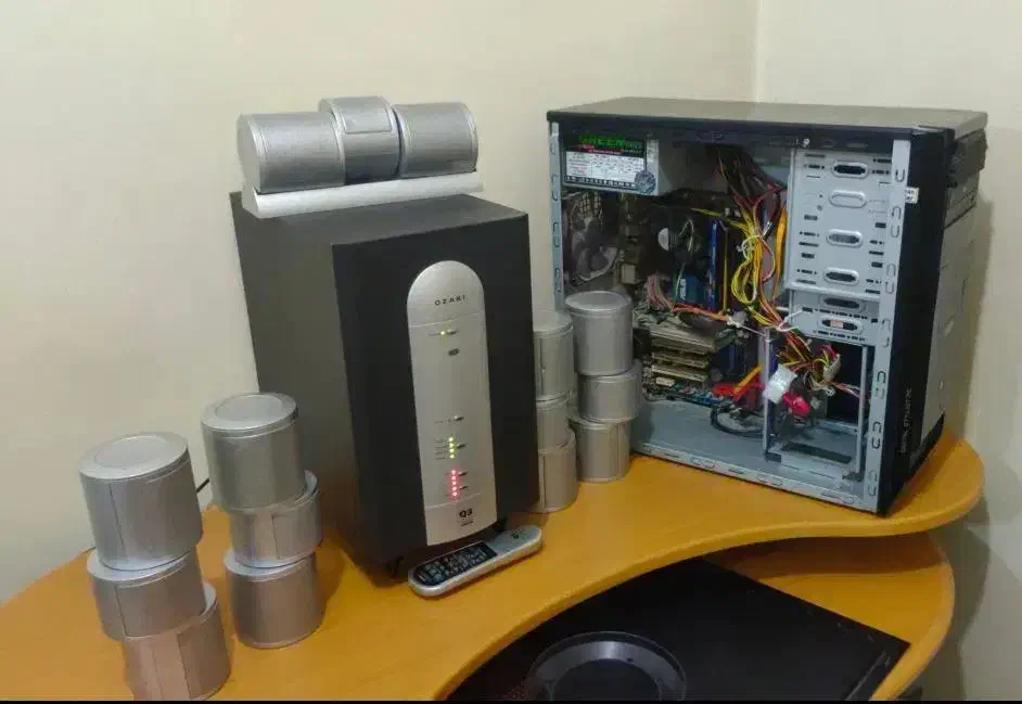 کامپیوتر|رایانه رومیزی|دامغان, |دیوار