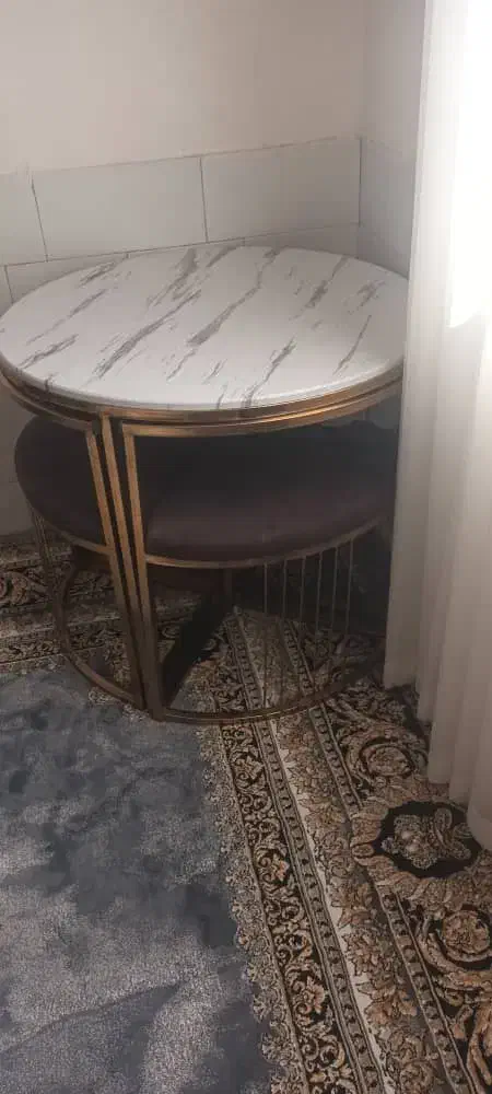 میز غذا خوری چهار نفره|میز و صندلی غذاخوری|الیگودرز, |دیوار