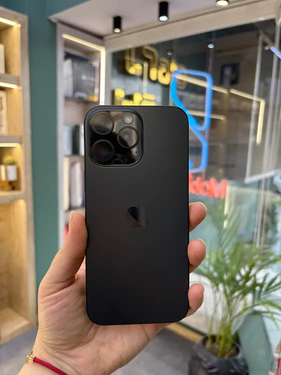 iphone 16 pro max 256G black|موبایل|شیراز, معالی‌آباد|دیوار