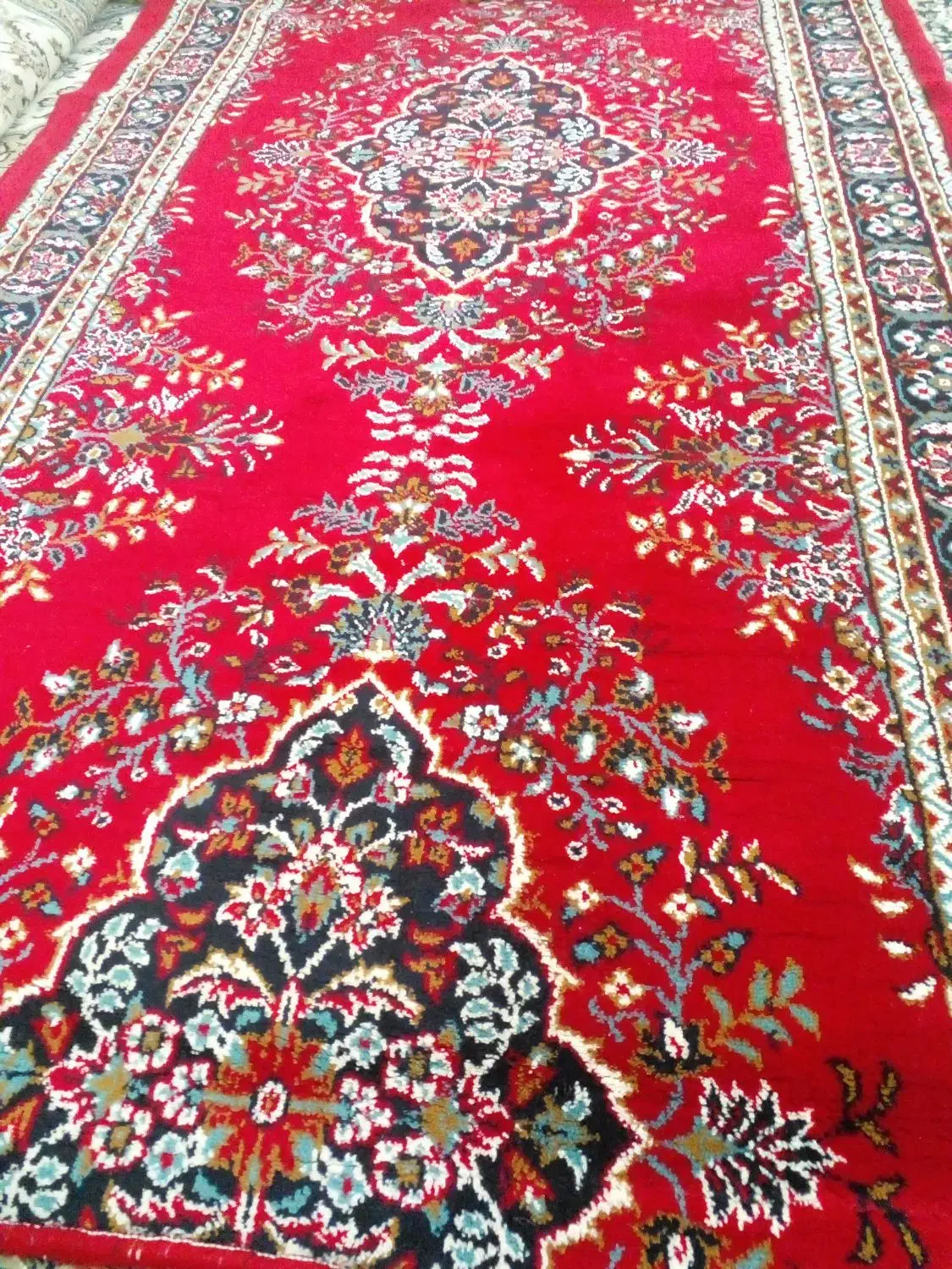 فرش۱۲متری ایلدای کویرتمیز وسالم وکناره تمیز وسالم|فرش|یزد, |دیوار