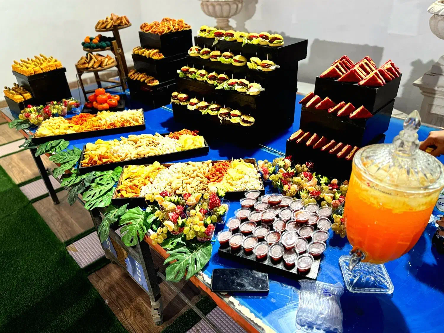 فینگرفود و دسر با بهترین کیفیت و قیمت مناسب|خوردنی و آشامیدنی|اصفهان, شهرک کاوه|دیوار