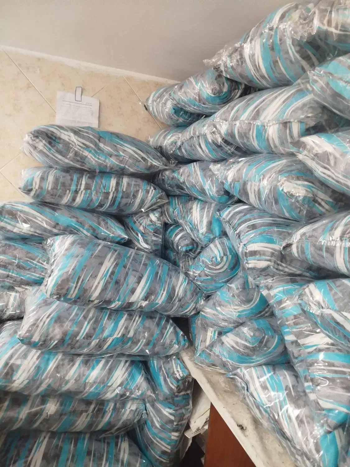 بالشت|رختخواب، بالش، پتو|تهران, حکیمیه|دیوار