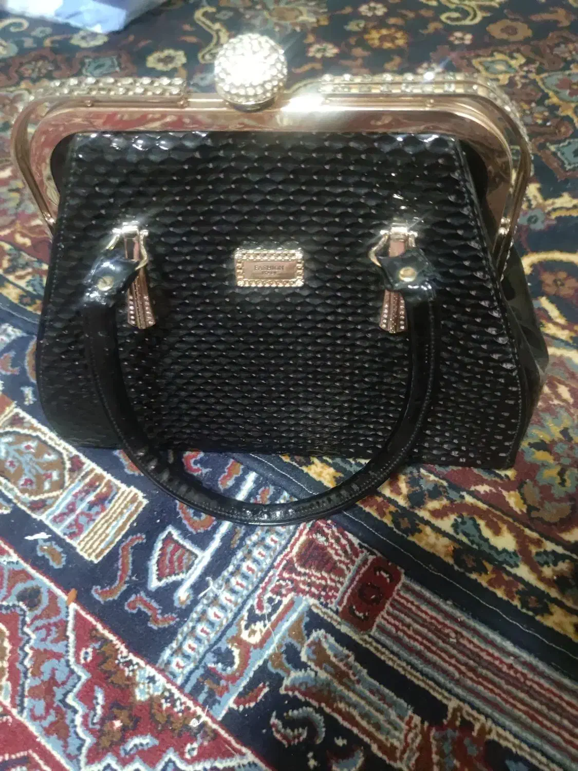 کیف مجلسی با قیمت مناسب۳۵۰۰۰۰|کیف، کفش، کمربند|رشت, شالکو|دیوار