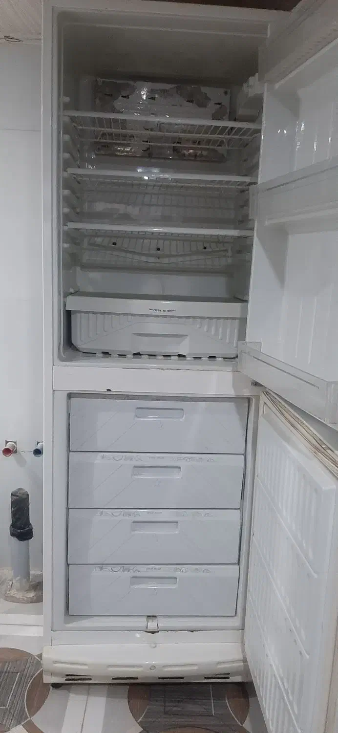 یخچال‌و‌فریزر|یخچال و فریزر|ایوان, |دیوار