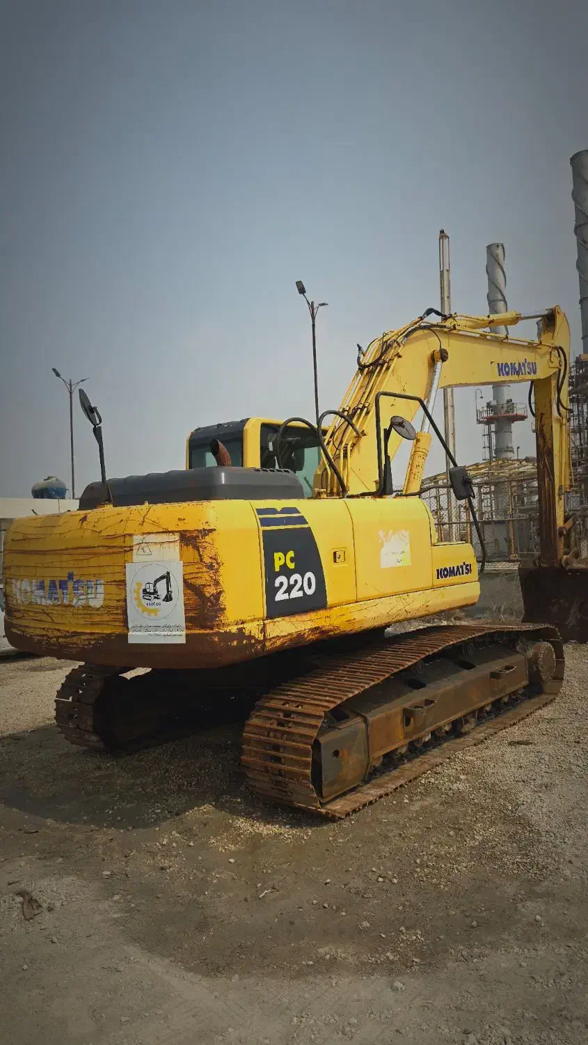 فروش بیل ۲۲۰ کوماتسو با کار دائم|خودرو سنگین|شیراز, سینما سعدی|دیوار