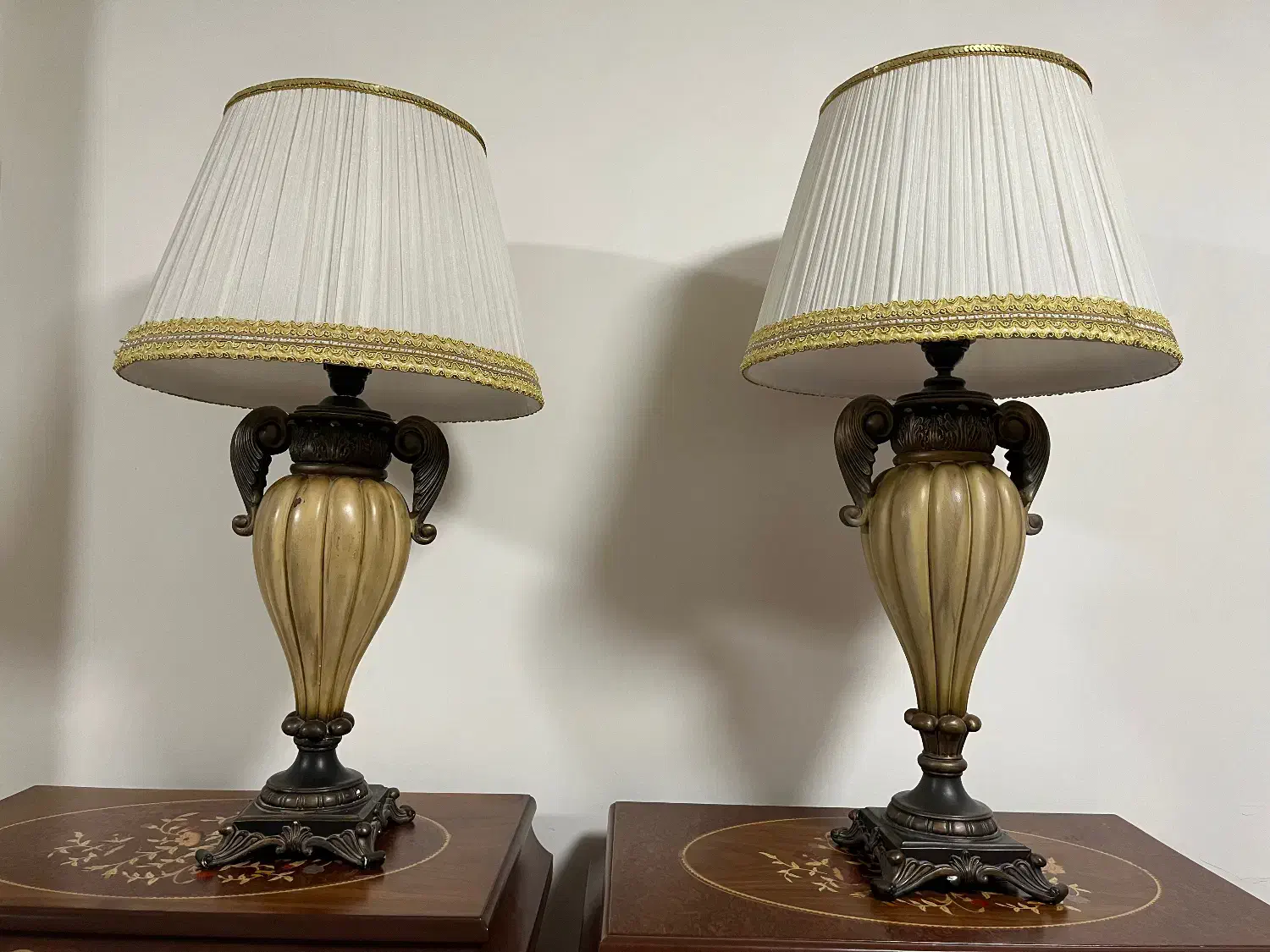 جفت آباژور رزین وارداتی|چراغ خواب و آباژور|کرج, کیانمهر|دیوار