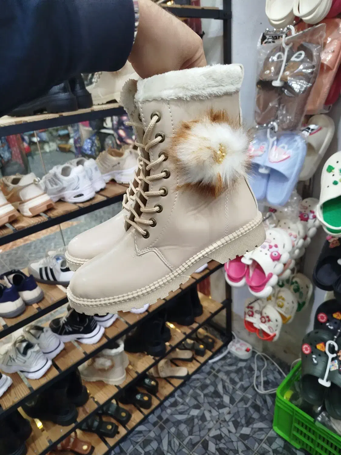 بوت زنانه 590|کیف، کفش، کمربند|کرمانشاه, |دیوار