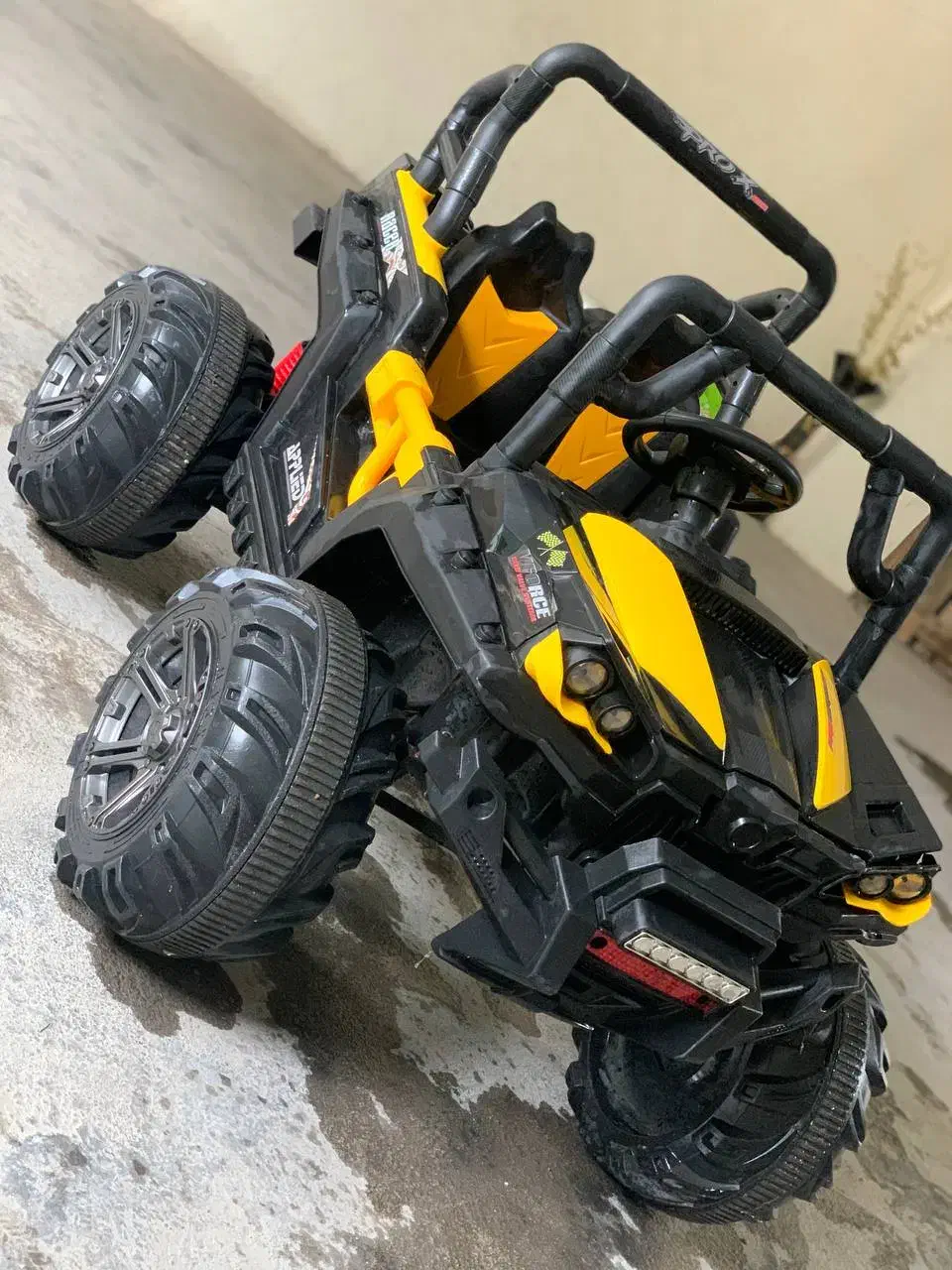 ماشین شارژی|اسباببازی بچه|آمل, |دیوار