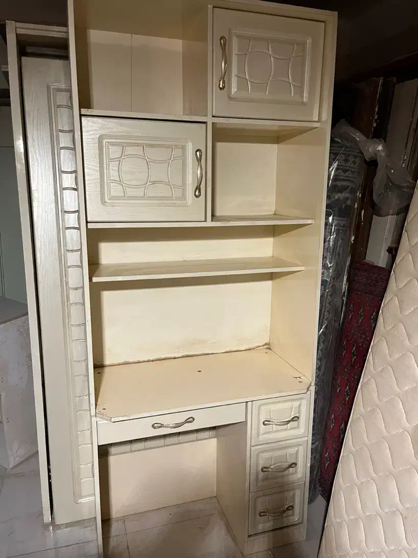 کمد یا کتابخانه و دکوری با میز کامپیوتر|میز تحریر و کامپیوتر|تهران, بازار|دیوار