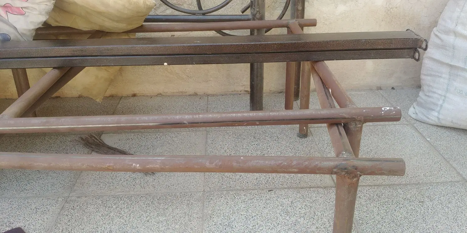 تخت فلزی|تخت و سرویس خواب|کرمان, |دیوار