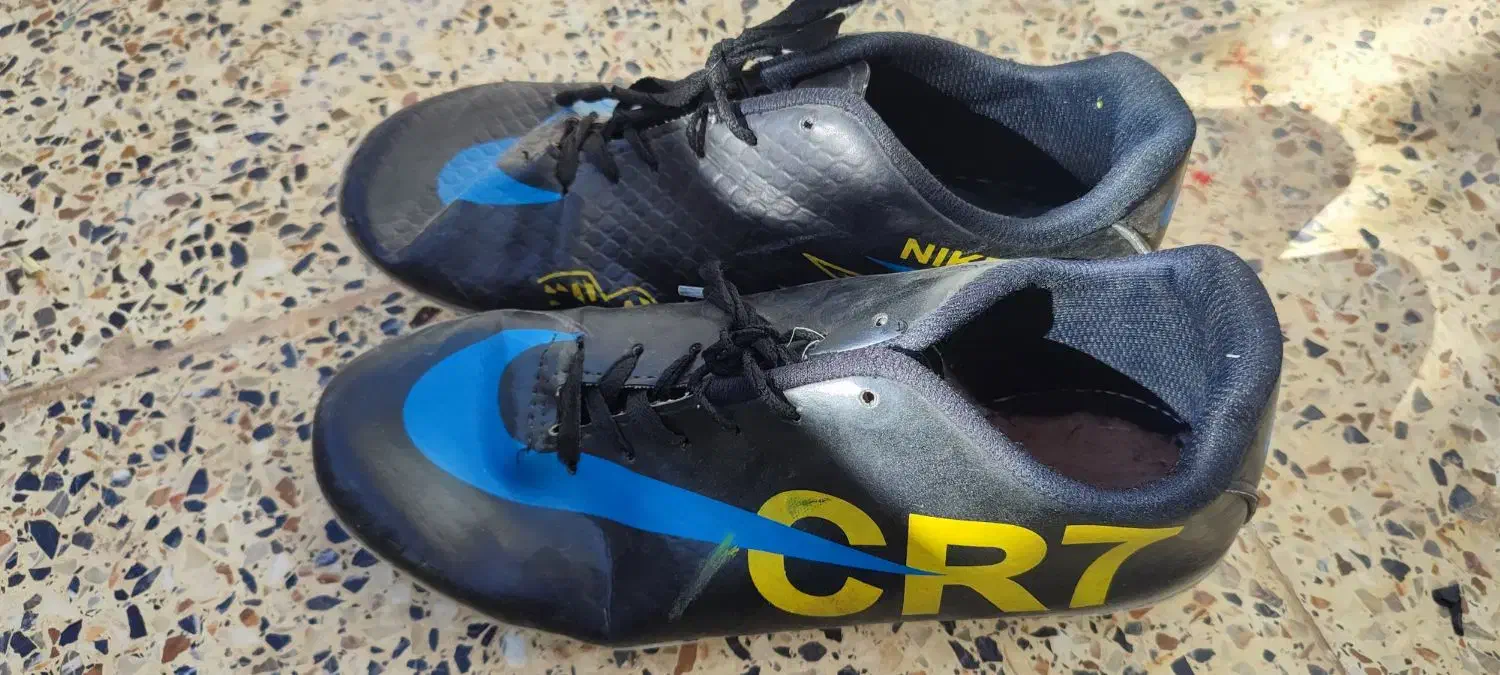 کفش چمنی سایز45|کیف، کفش، کمربند|داران, |دیوار