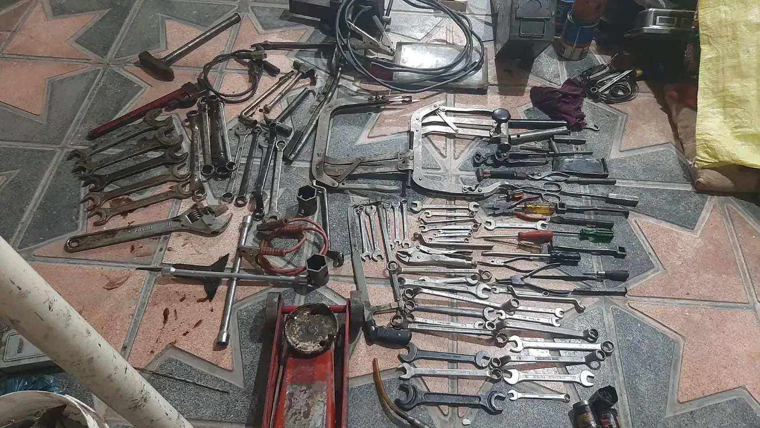 آبزار و آچار های اصلی مکانیکی|ابزارآلات|کنگاور, |دیوار