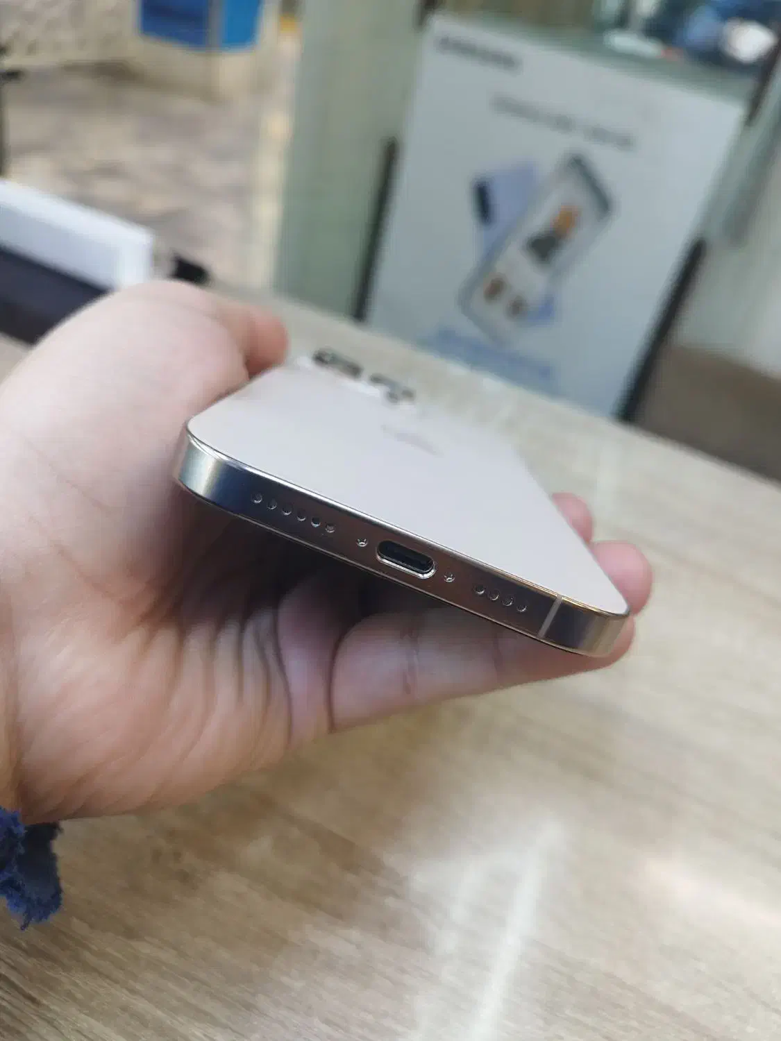 آیفون ۱۶ پرومکس کپی رنگ صحرایی حافظه 512 گیگ|موبایل|مشهد, جنت|دیوار