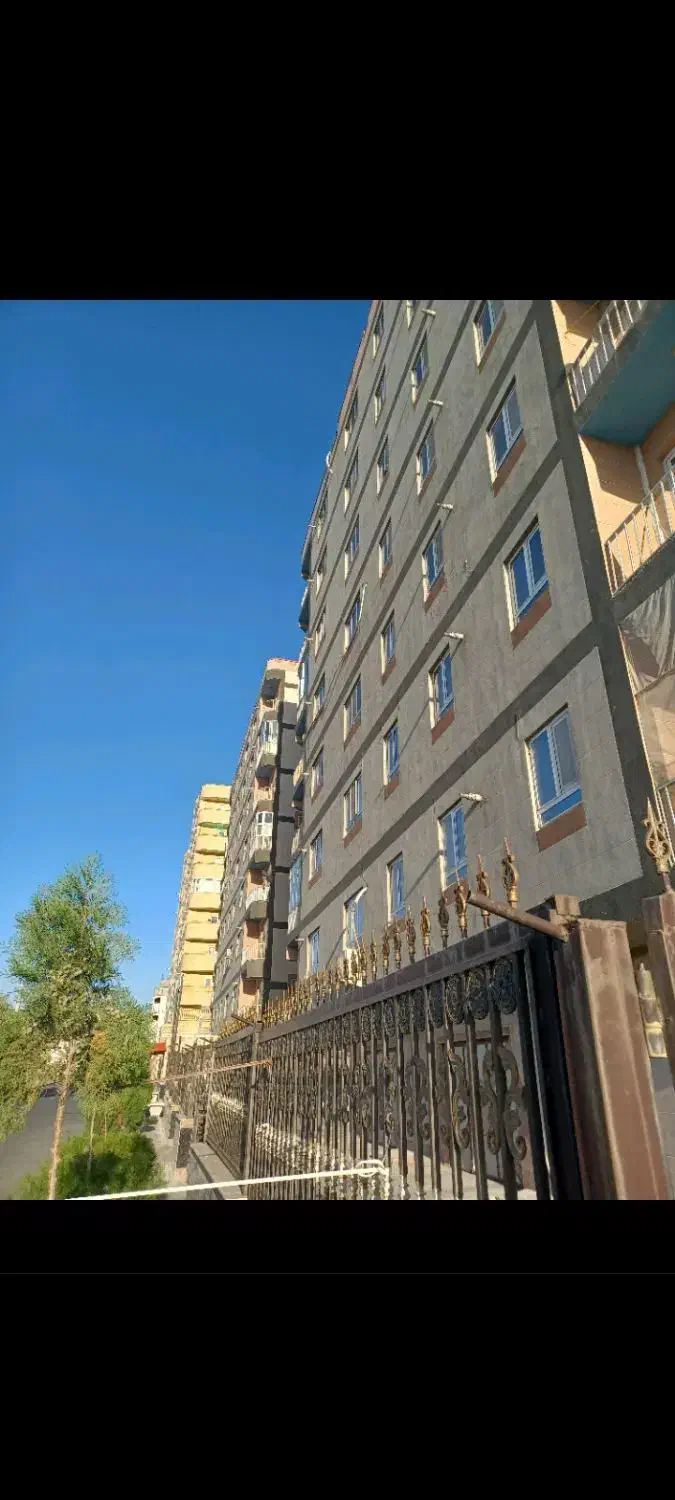 آپارتمان دارای پارکینگ وسند شهرک ولیعصر|فروش آپارتمان|آذرشهر, |دیوار