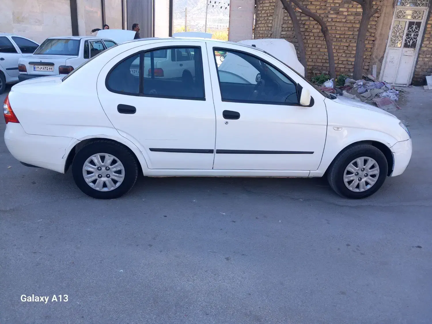 تیبا صندوق دار ۹۶ کارمندی|خودرو سواری و وانت|صدرا-فارس, فاز ۱|دیوار