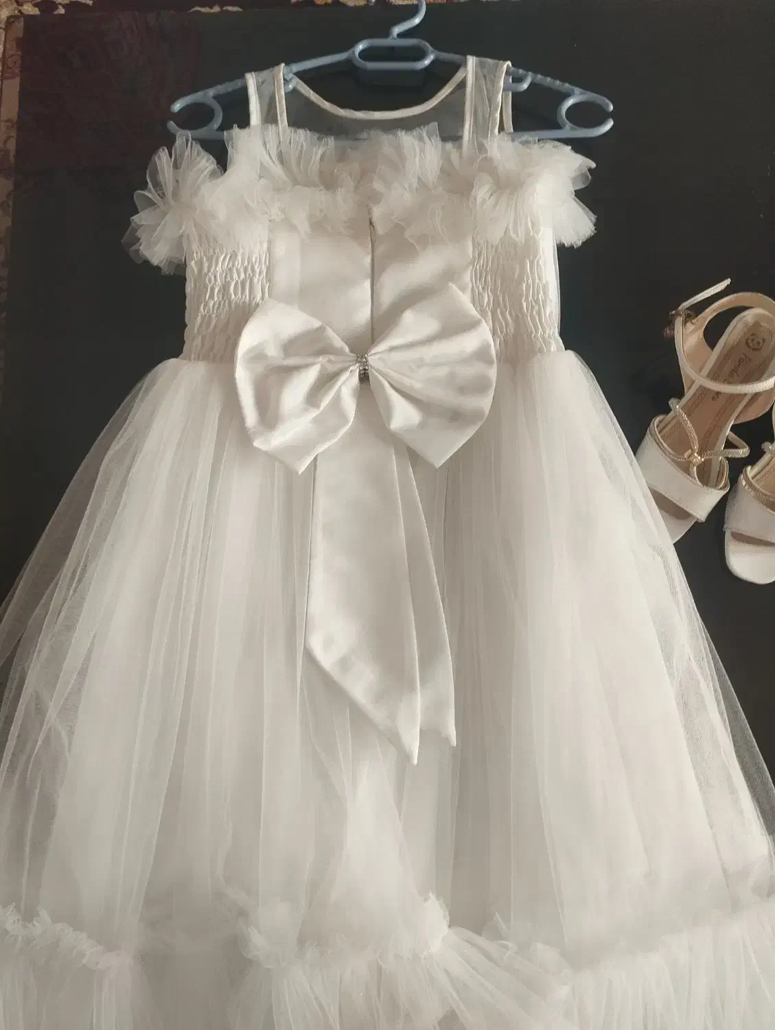 لباس مجلسی|لباس|ماکو, |دیوار