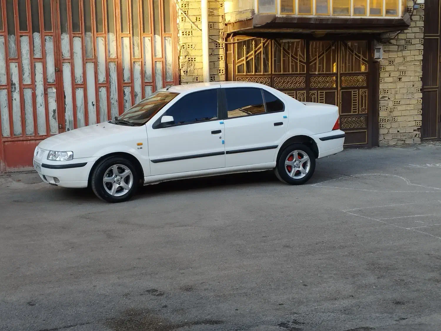 فروشی|خودرو سواری و وانت|ازنا, |دیوار