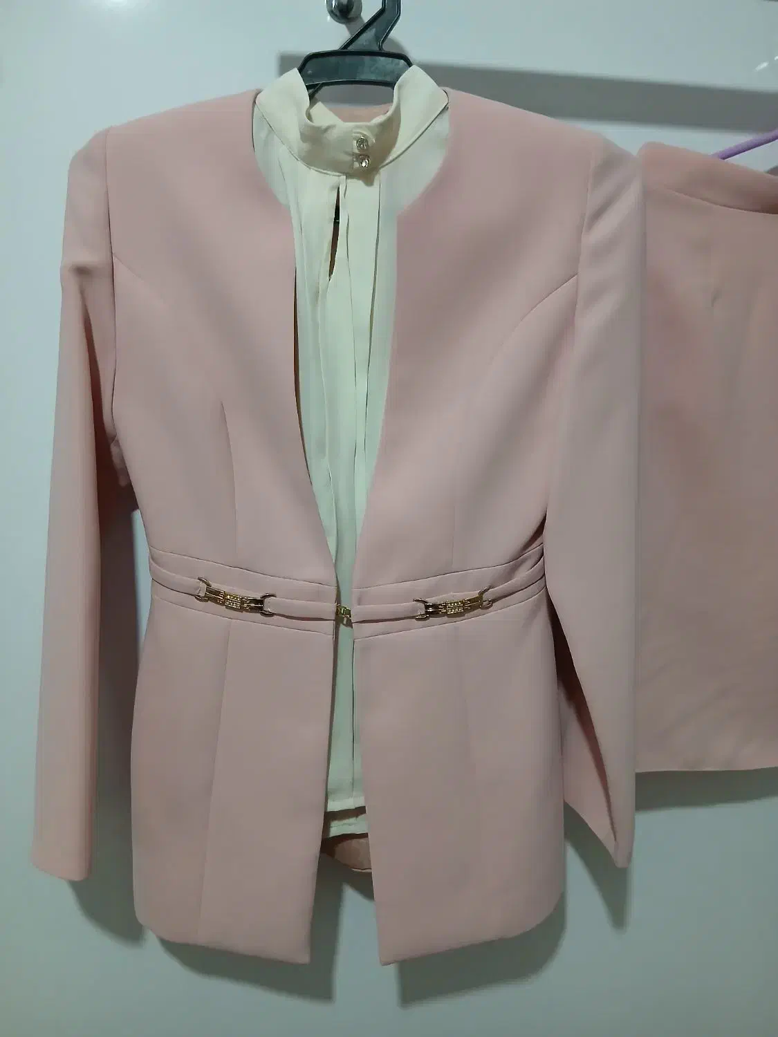 لباس|لباس|همدان, |دیوار