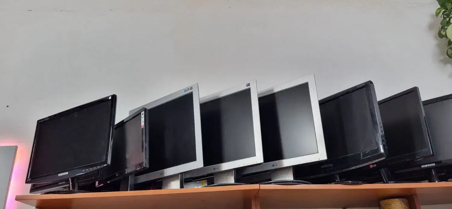 ال سی دی ۱۷ اینچ و ۱۹ اینچ|قطعات و لوازم جانبی رایانه|ملارد, |دیوار