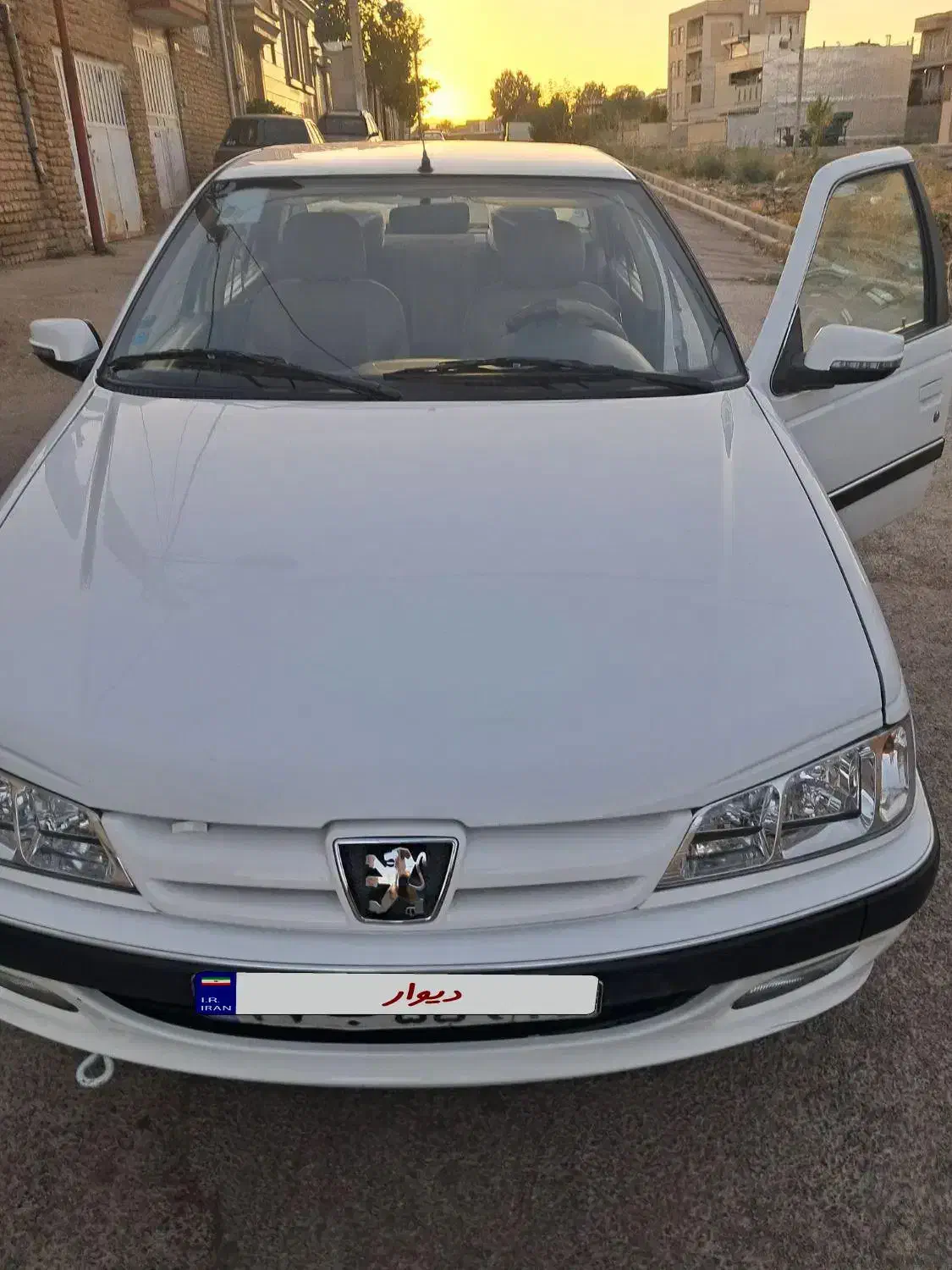 پژو پارس سال مدل ۹۷|خودرو سواری و وانت|نهاوند, |دیوار