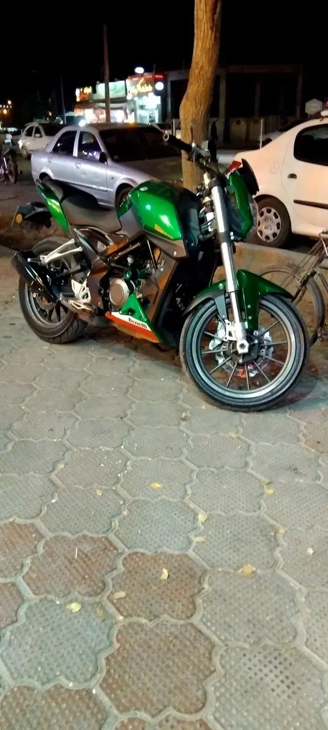 بنلی ۲۵۰ تک|موتورسیکلت|اصفهان, دانشگاه اصفهان|دیوار