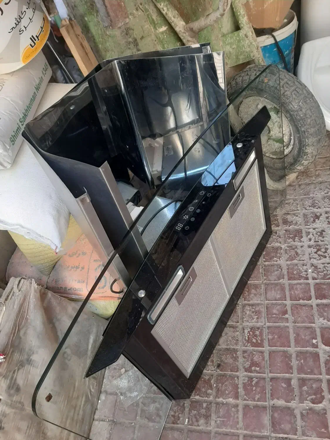 هود|هود|بومهن, |دیوار