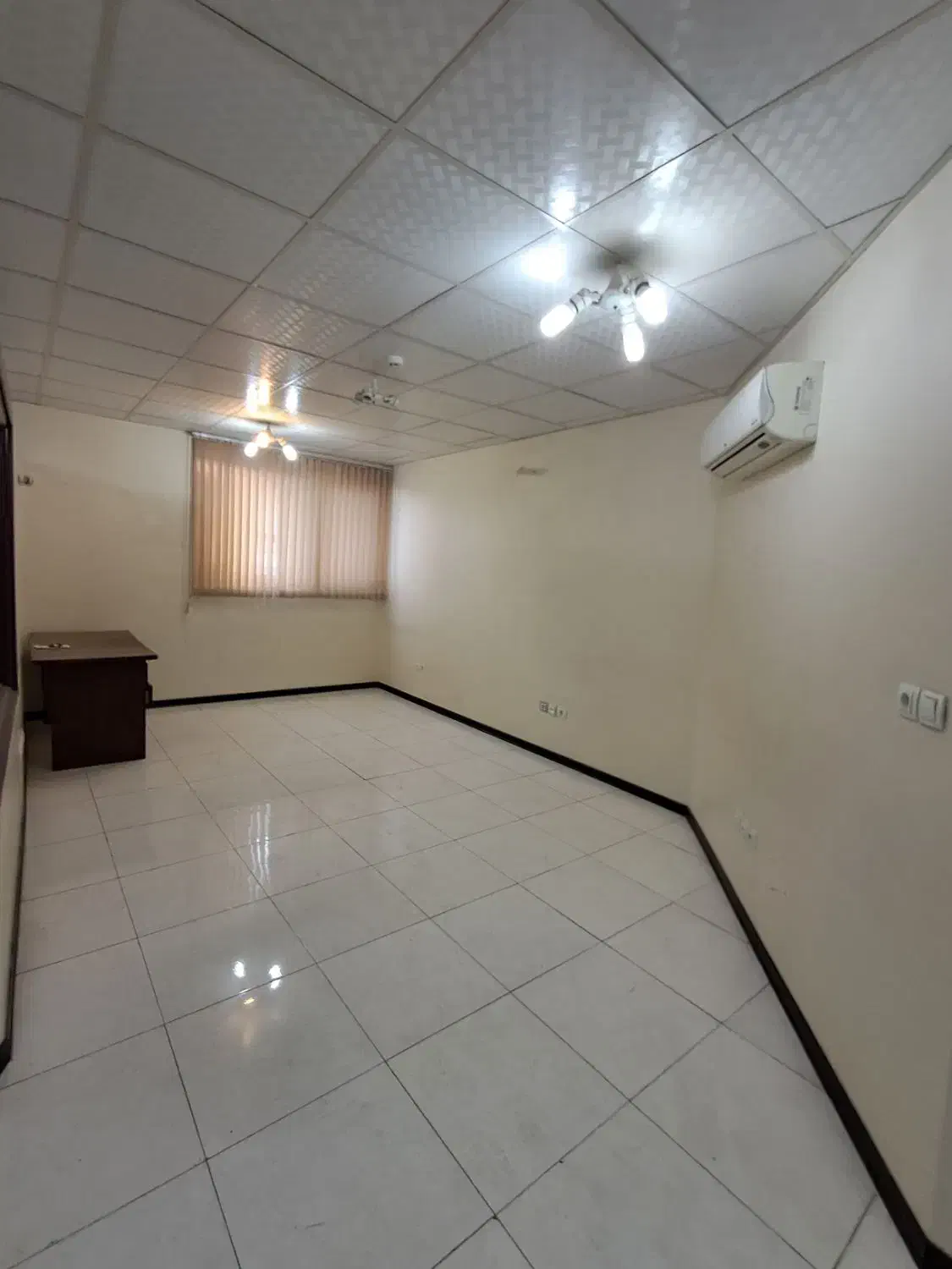 معاوضه و تهاتر ۹واحداداری احمدآباد باملک در اصفهان|فروش دفتر کار، اتاق اداری، مطب|اصفهان, مفتح|دیوار