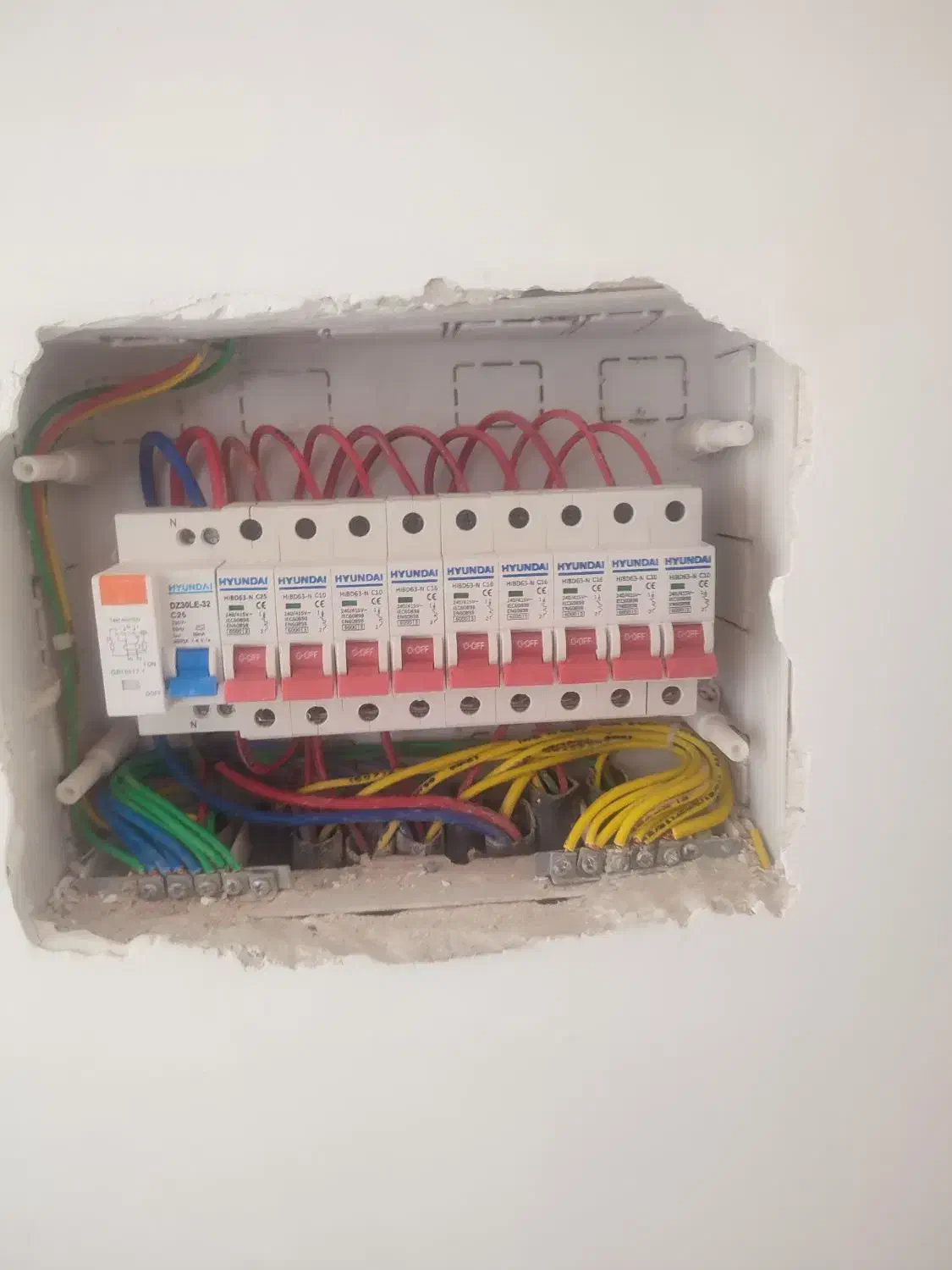 برقکاری سیم کشی ساختمان سیم کش برقکار  دکتر برق|خدمات پیشه و مهارت|اردبیل, |دیوار