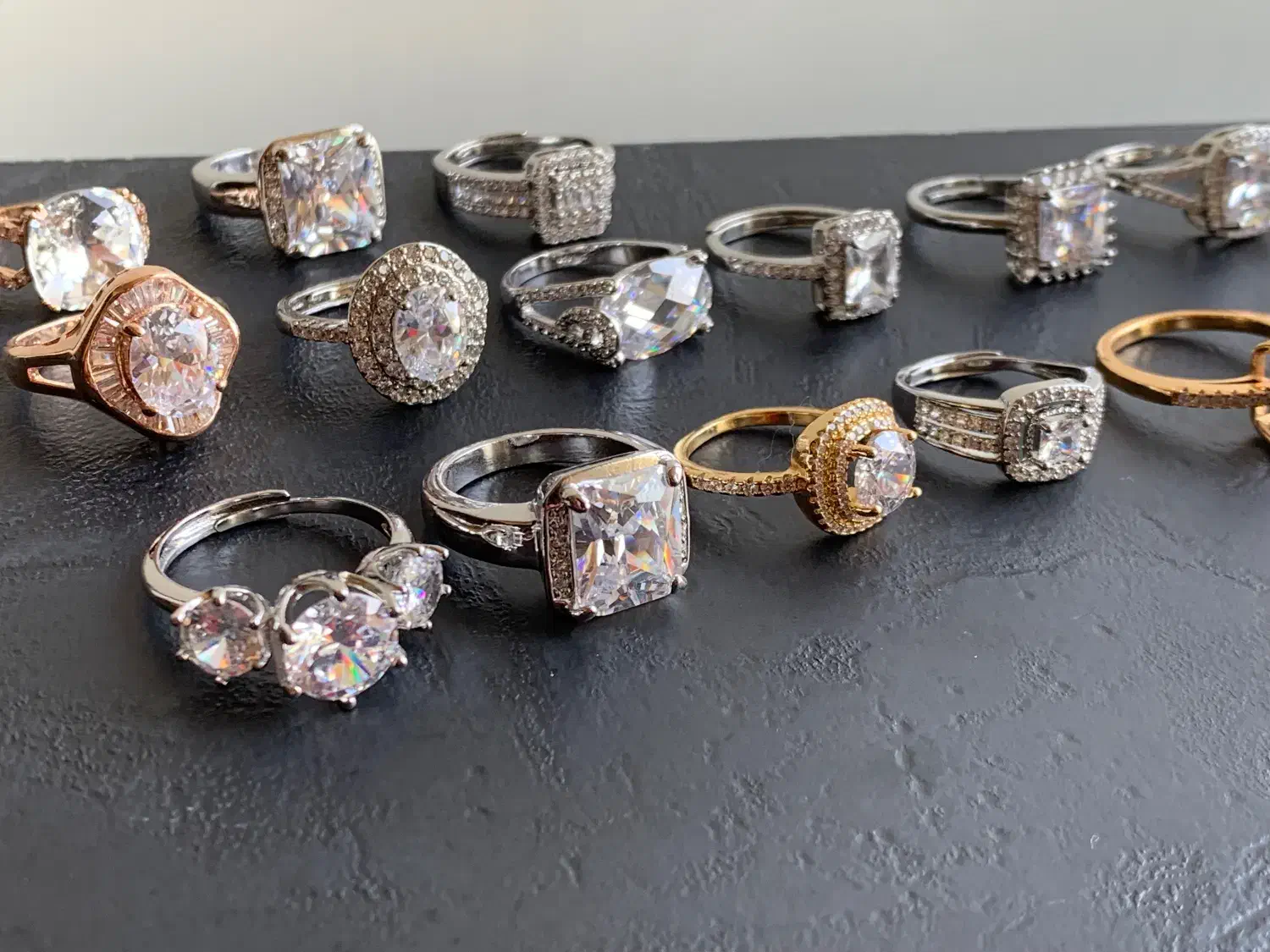 اکسسوری و بدلیجات استیل و جواهر عمده|بدلیجات|تهران, جنتآباد مرکزی|دیوار