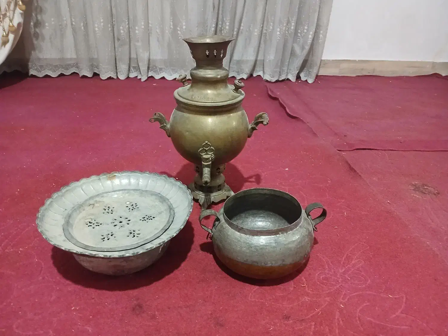 عتیقه|کلکسیون اشیاء عتیقه|رباط‌کریم, الارد|دیوار