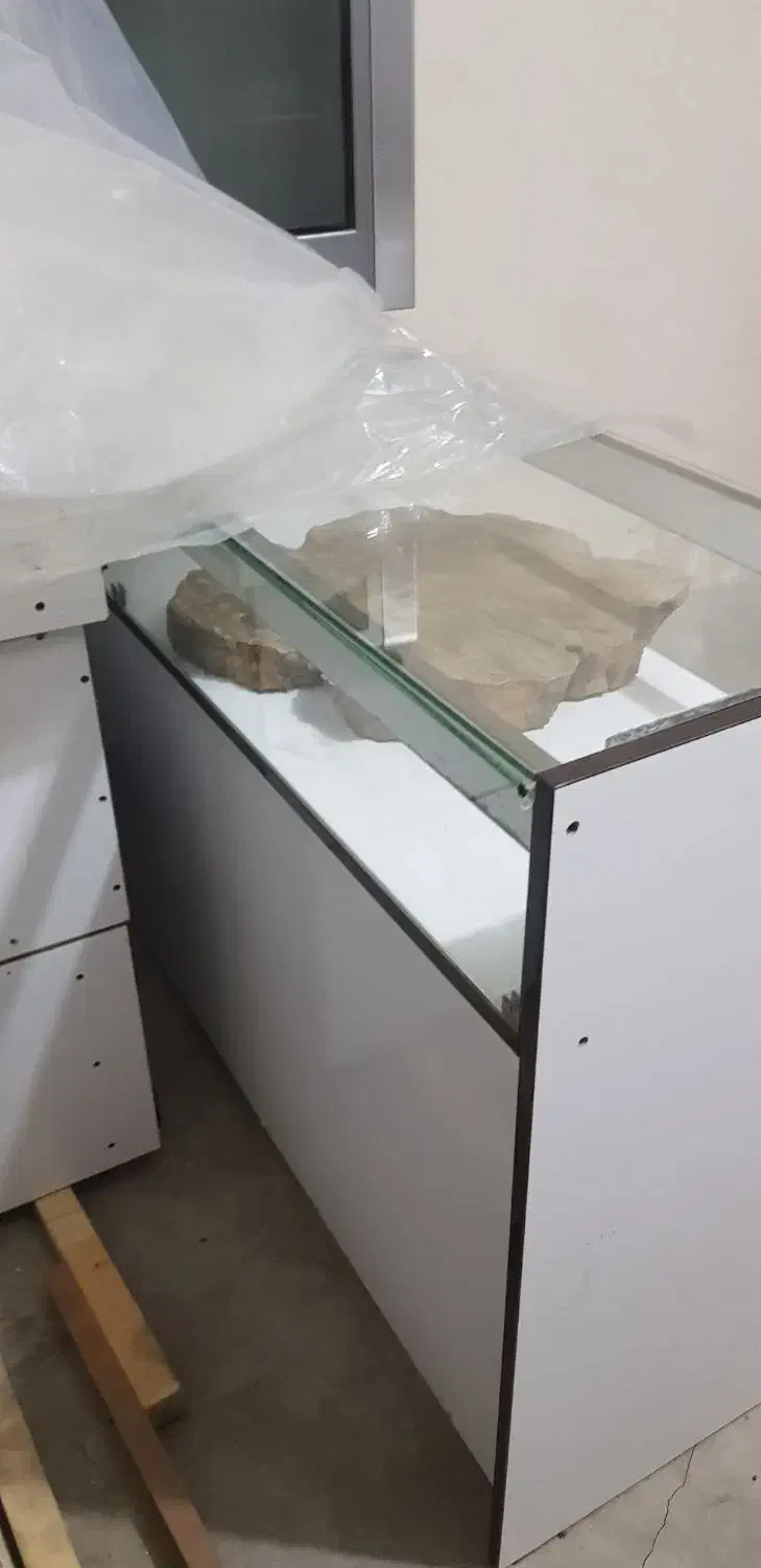 فروش گیت فروشگاهی بهمراه تگ میز پیشخوان و مانکن و|دفتر کار|رشت, دروازه لاکان|دیوار