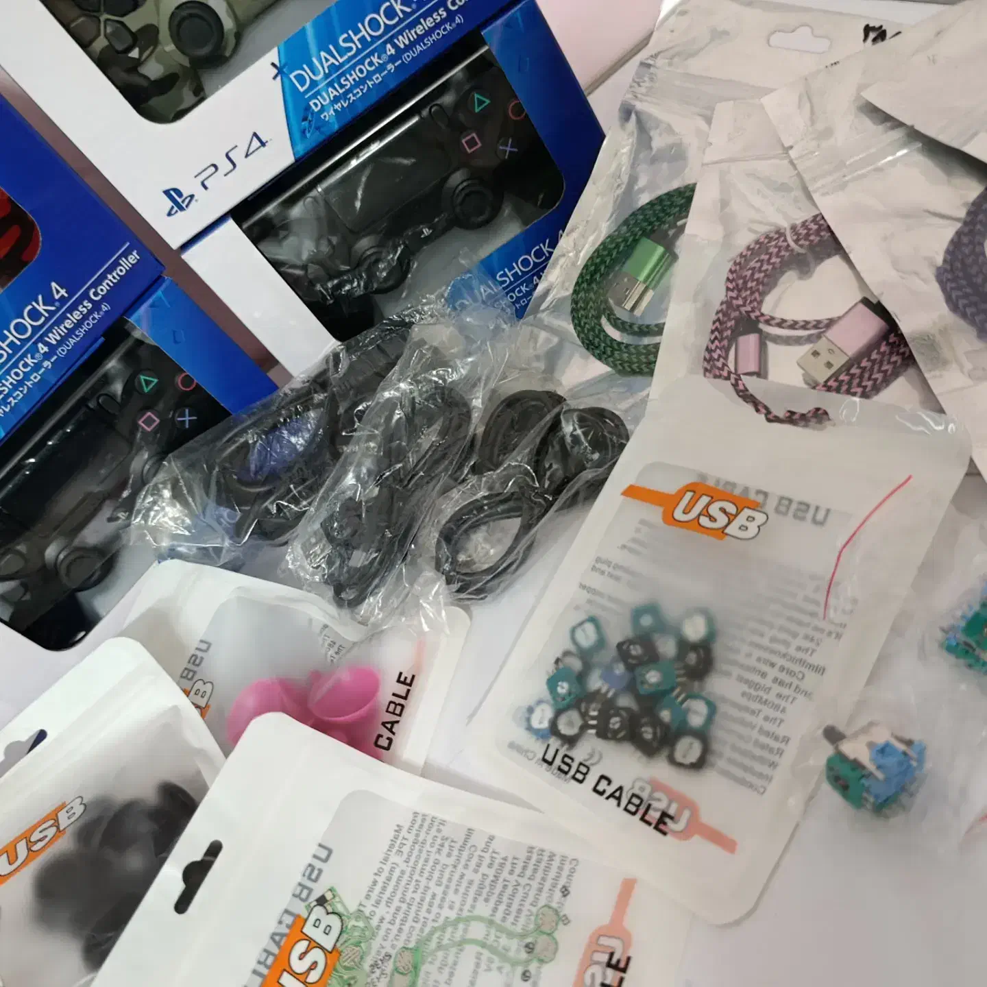 خرید و فروش دسته پلیاستیشن ps5 و انواع خدمات|کنسول، بازی ویدئویی و آنلاین|نیشابور, پاستور|دیوار