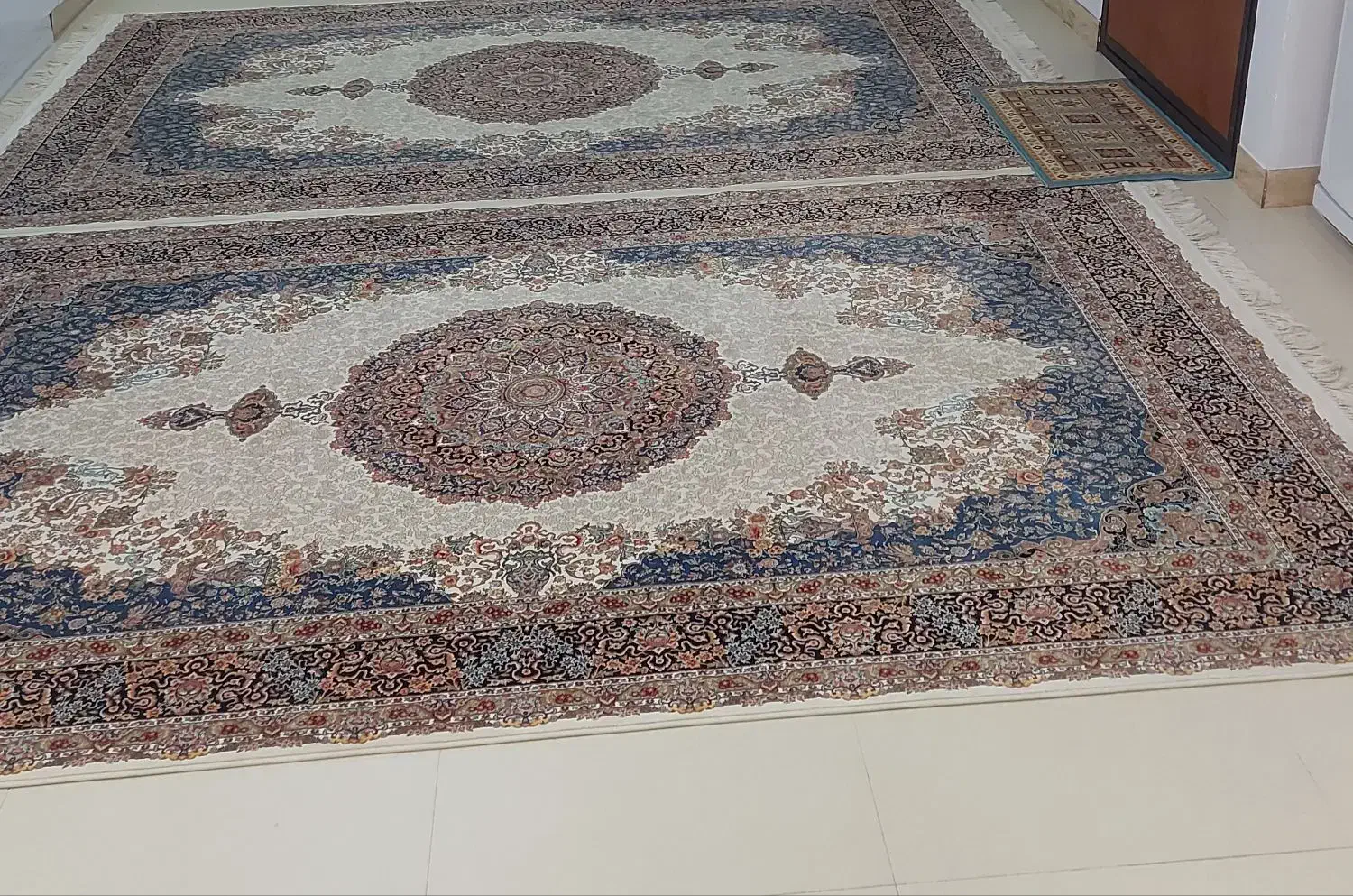 یک جفت فرش ۶ متری|فرش|تالش, هشتپر|دیوار