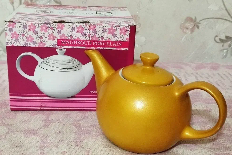 قوری و استکان|قوری، کتری، قهوه‌ساز دستی|بروجرد, |دیوار