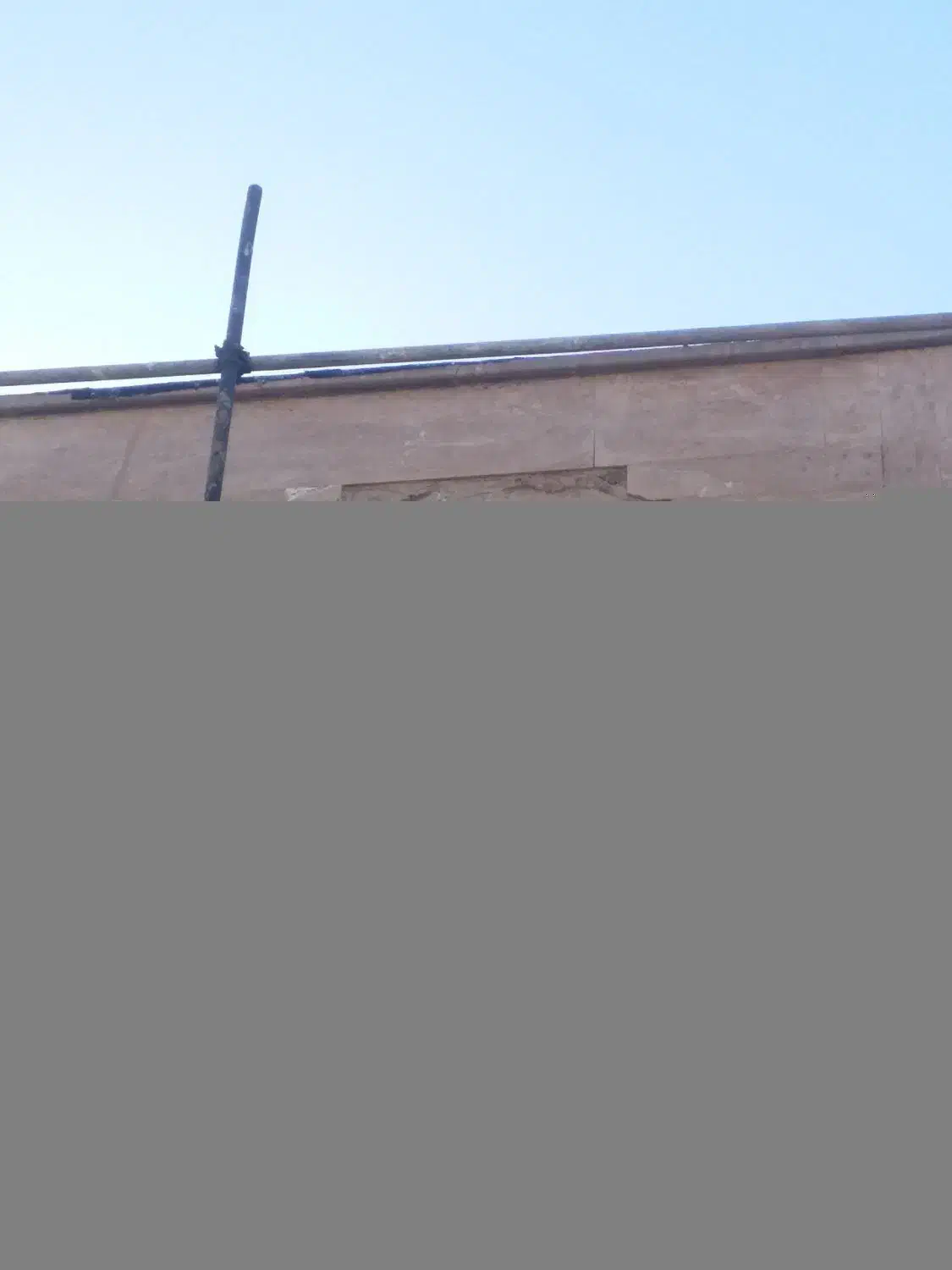 نصب پیچ ورولپلاک سنگ نما ساختمان|خدمات پیشه و مهارت|خرمآباد, |دیوار