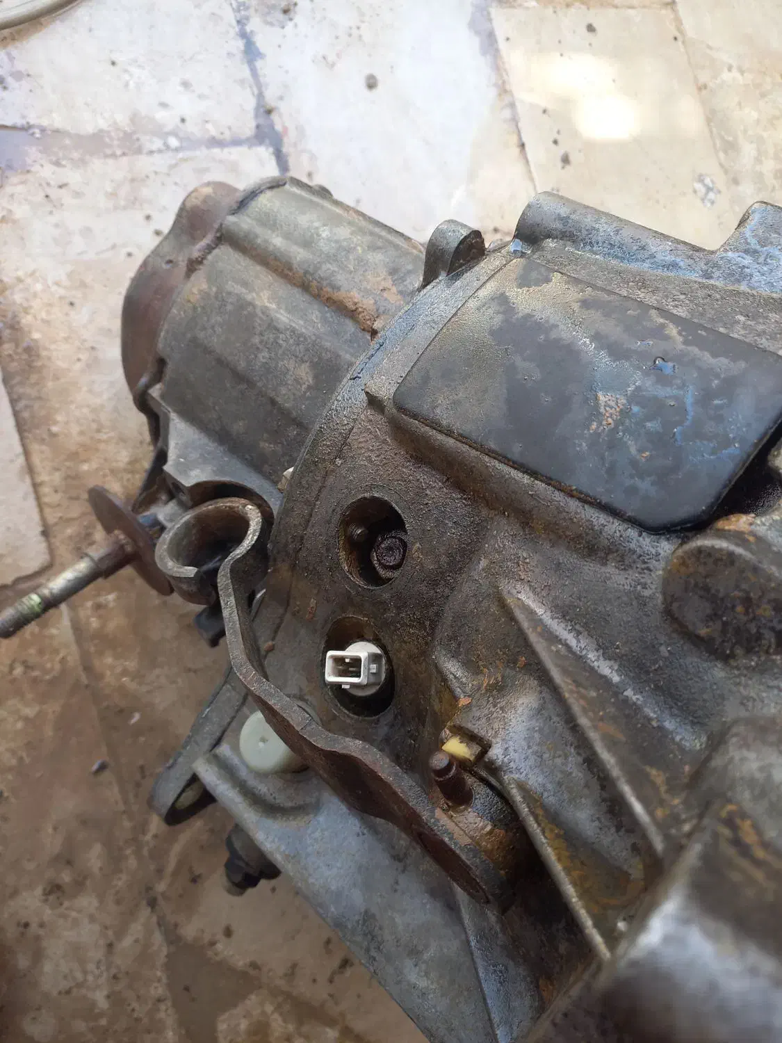 گیربکس ۱۹/۷۲|قطعات یدکی و لوازم جانبی|زابل, |دیوار