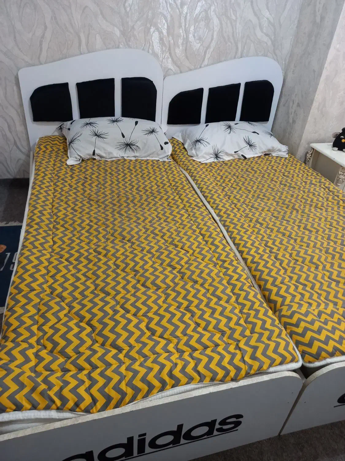 ۲ تا تخت خواب تک نفره|تخت و سرویس خواب|مرند, |دیوار