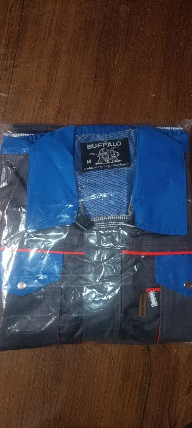 لباس کار|لباس|کاشان, دشت چال|دیوار