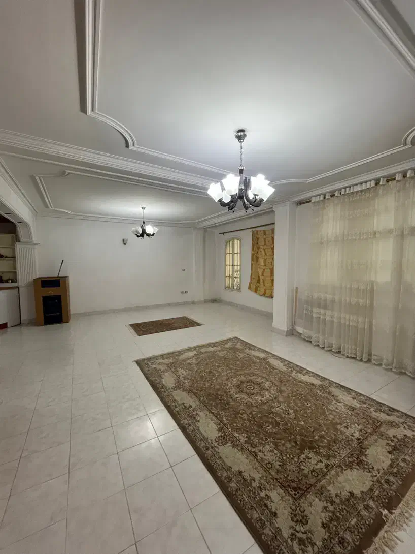 اجاره ۹۰ متری، بلوار ۸ دی، پارکینگ اختصاصی|اجارهٔ آپارتمان|رشت, نیکمرام|دیوار