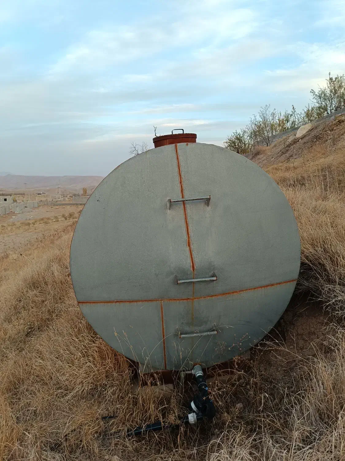 تانکر آب ۱۰ هزار لیتری گالوانیزه|مصالح و تجهیزات ساختمان|صوفیان, |دیوار