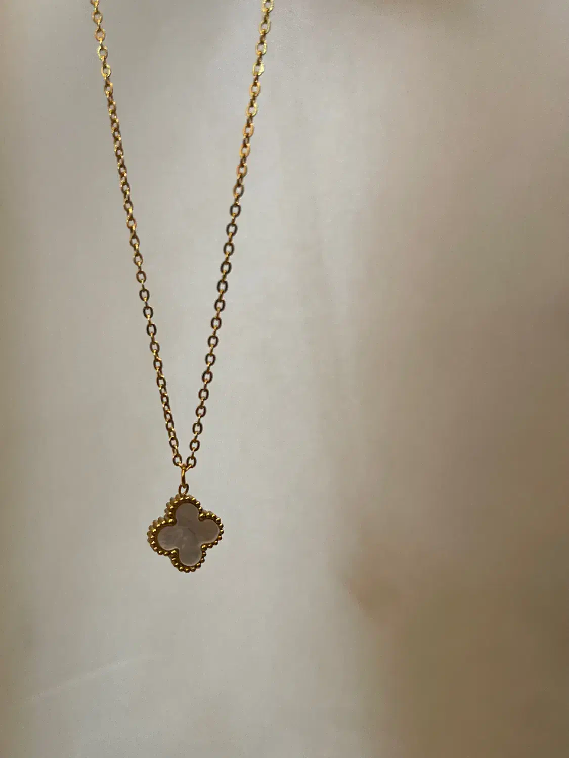 گردنبند ونکلیف سفید|بدلیجات|امیرکلا, |دیوار