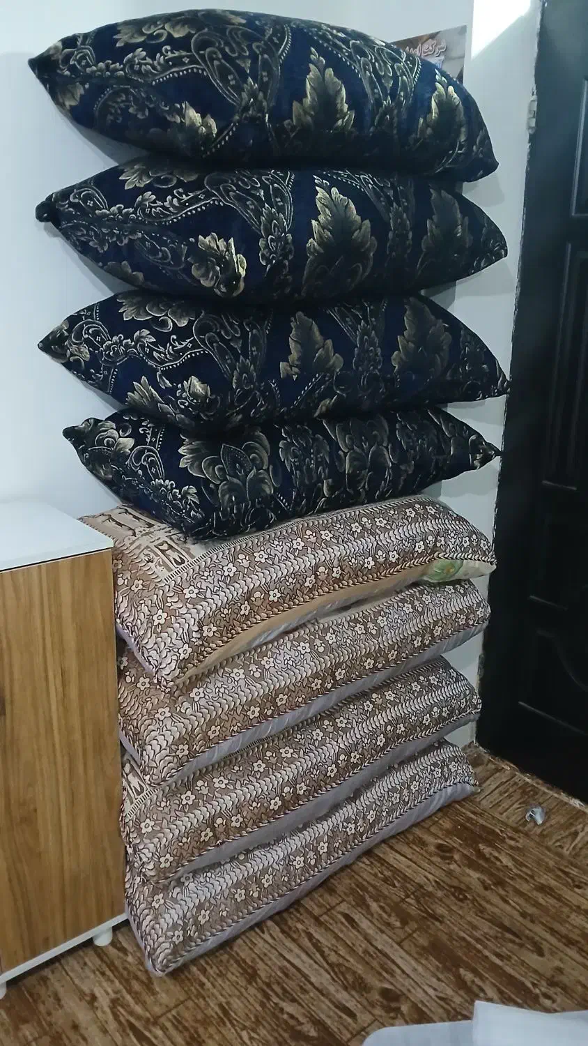 پشتی|پشتی|ارومیه, |دیوار