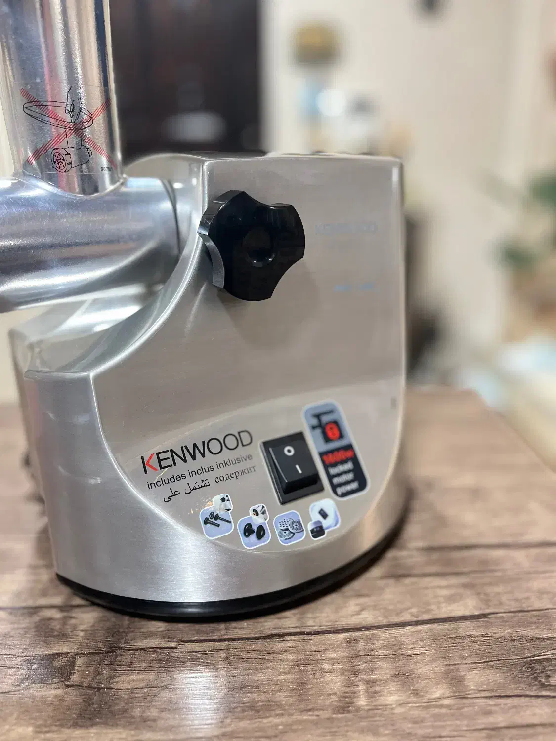 چرخ گوشت کنوود نو(استفاده نشده) قیمت۶،۰۰۰،۰۰۰تومان|خردکن، آسیاب، غذاساز|تهران, افسریه شمالی|دیوار