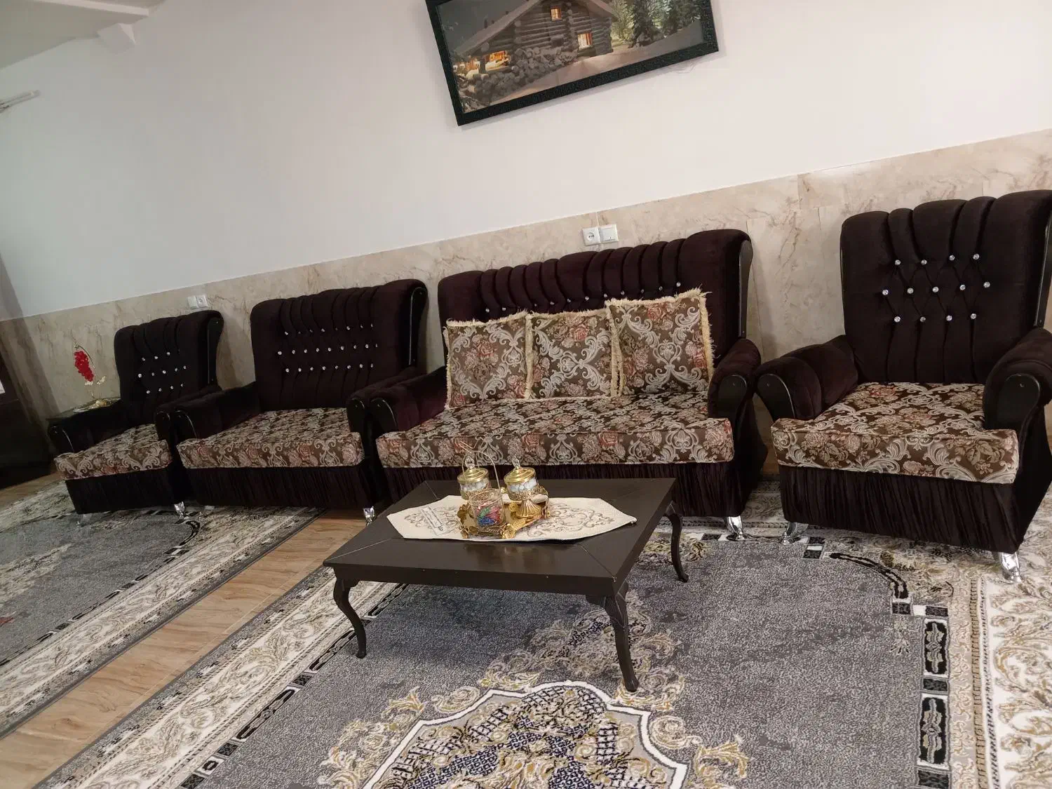 مبل 7 نفره تمیز  جنس محکم|مبلمان خانگی و میز عسلی|محلات, |دیوار