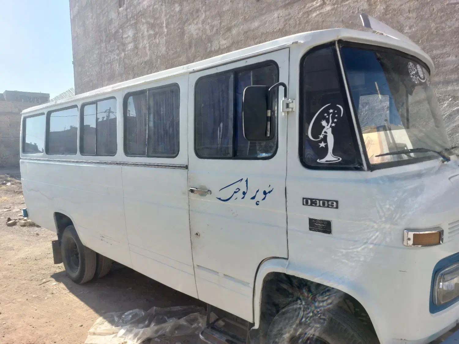 مینی بوس بنز درجه یک|خودرو سنگین|برخوار, |دیوار