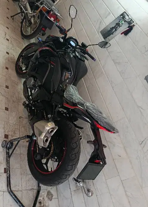 z1000|موتورسیکلت|تهران, تهرانویلا|دیوار