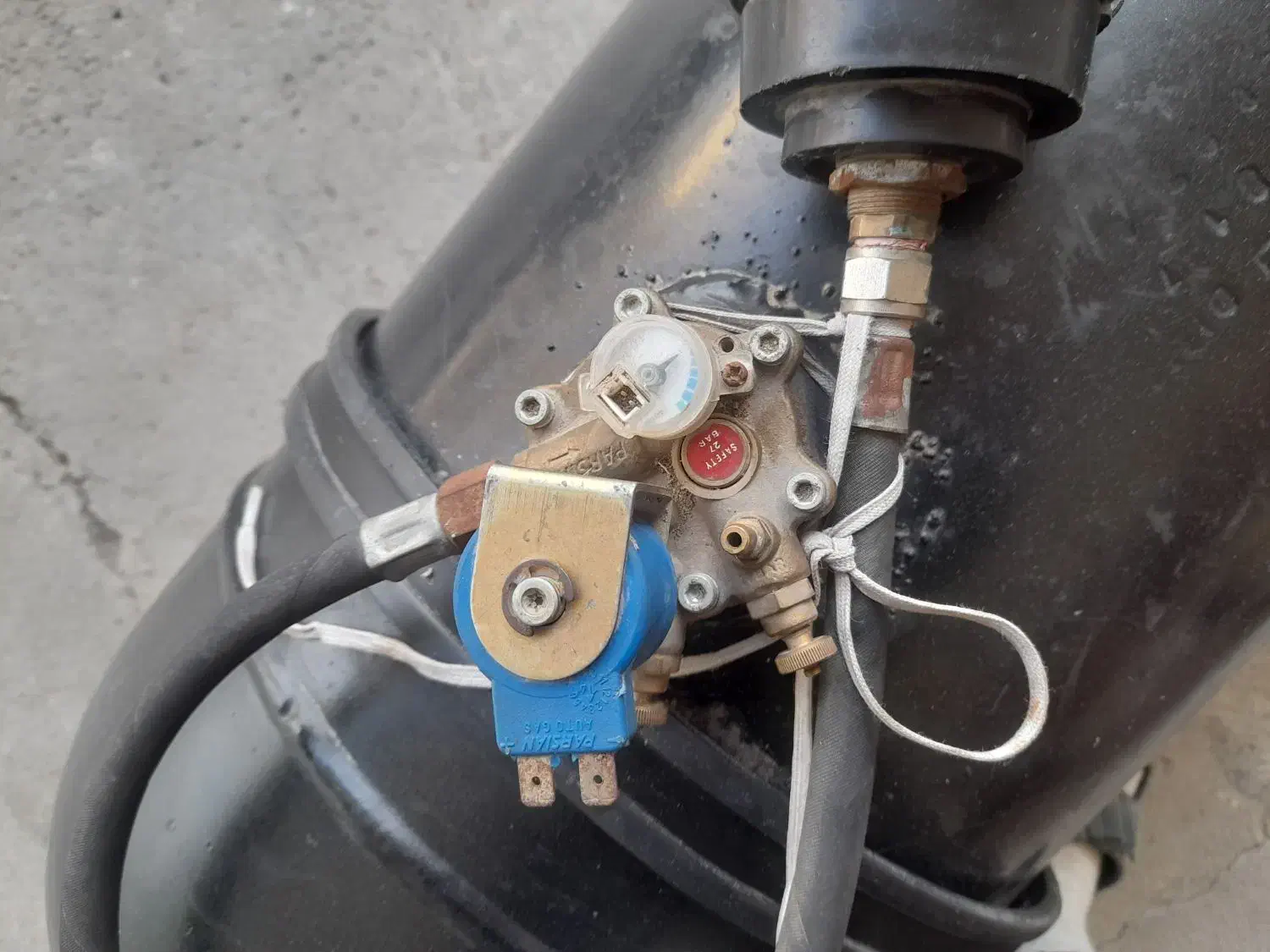 بالون مایع|ابزارآلات|مشگین شهر, |دیوار